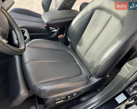 Черный Хендай Ioniq 5, объемом двигателя 0 л и пробегом 160 тыс. км за 22999 $, фото 36 на Automoto.ua