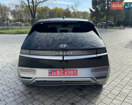 Черный Хендай Ioniq 5, объемом двигателя 0 л и пробегом 160 тыс. км за 22999 $, фото 6 на Automoto.ua