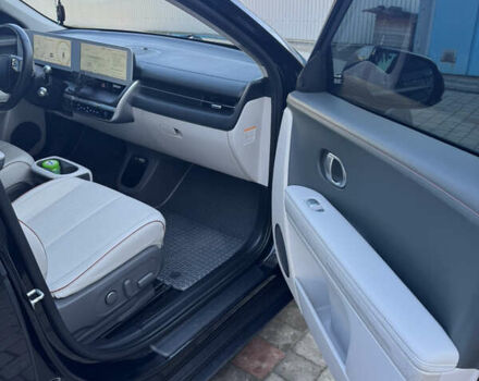 Черный Хендай Ioniq 5, объемом двигателя 0 л и пробегом 80 тыс. км за 24600 $, фото 21 на Automoto.ua