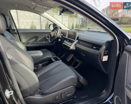 Черный Хендай Ioniq 5, объемом двигателя 0 л и пробегом 160 тыс. км за 22999 $, фото 47 на Automoto.ua