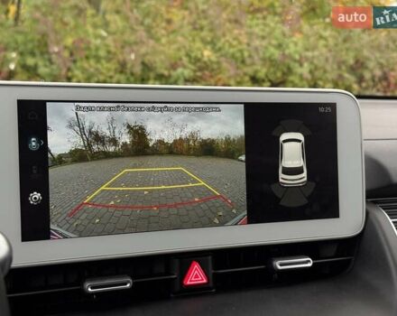 Черный Хендай Ioniq 5, объемом двигателя 0 л и пробегом 87 тыс. км за 25700 $, фото 24 на Automoto.ua