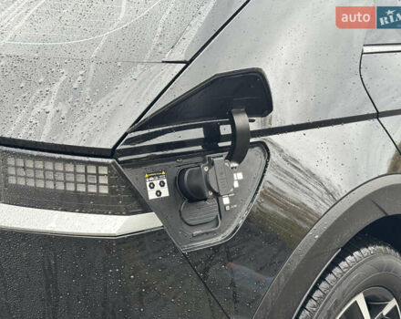 Черный Хендай Ioniq 5, объемом двигателя 0 л и пробегом 87 тыс. км за 25700 $, фото 43 на Automoto.ua