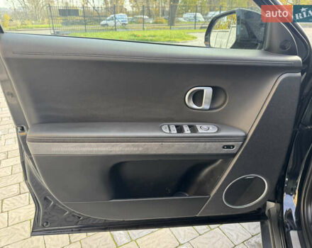 Черный Хендай Ioniq 5, объемом двигателя 0 л и пробегом 160 тыс. км за 22999 $, фото 11 на Automoto.ua