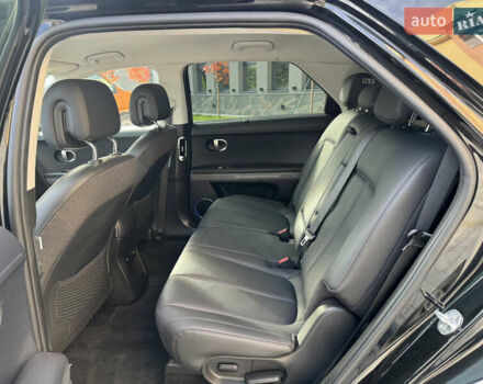 Черный Хендай Ioniq 5, объемом двигателя 0 л и пробегом 160 тыс. км за 22999 $, фото 15 на Automoto.ua