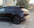 Черный Хендай Ioniq 5, объемом двигателя 0 л и пробегом 55 тыс. км за 26900 $, фото 2 на Automoto.ua