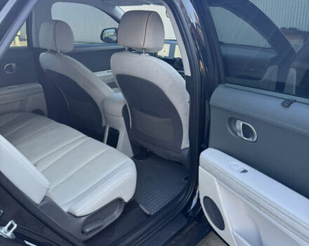 Черный Хендай Ioniq 5, объемом двигателя 0 л и пробегом 80 тыс. км за 24600 $, фото 23 на Automoto.ua