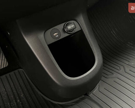 Чорний Хендай Ioniq 5, об'ємом двигуна 0 л та пробігом 83 тис. км за 25724 $, фото 22 на Automoto.ua