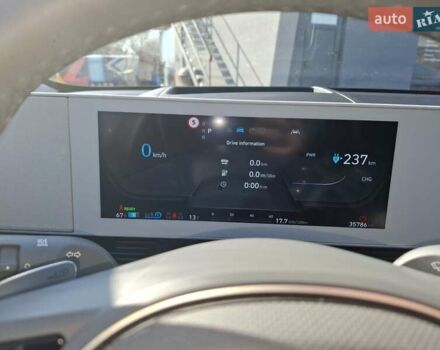 Чорний Хендай Ioniq 5, об'ємом двигуна 0 л та пробігом 35 тис. км за 31500 $, фото 23 на Automoto.ua