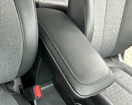 Черный Хендай Ioniq 5, объемом двигателя 0 л и пробегом 70 тыс. км за 23500 $, фото 55 на Automoto.ua