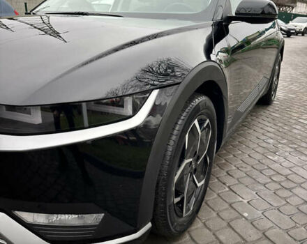 Черный Хендай Ioniq 5, объемом двигателя 0 л и пробегом 105 тыс. км за 23500 $, фото 7 на Automoto.ua