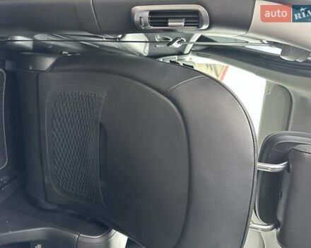 Черный Хендай Ioniq 5, объемом двигателя 0 л и пробегом 70 тыс. км за 23500 $, фото 70 на Automoto.ua