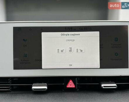 Черный Хендай Ioniq 5, объемом двигателя 0 л и пробегом 156 тыс. км за 22999 $, фото 80 на Automoto.ua