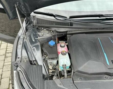 Черный Хендай Ioniq 5, объемом двигателя 0 л и пробегом 70 тыс. км за 23500 $, фото 64 на Automoto.ua