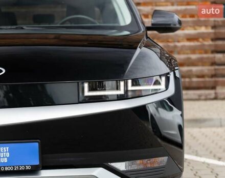 Черный Хендай Ioniq 5, объемом двигателя 0 л и пробегом 56 тыс. км за 25500 $, фото 3 на Automoto.ua