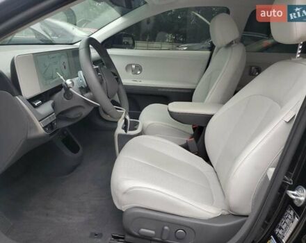 Черный Хендай Ioniq 5, объемом двигателя 0 л и пробегом 59 тыс. км за 12000 $, фото 6 на Automoto.ua