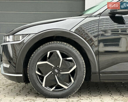 Черный Хендай Ioniq 5, объемом двигателя 0 л и пробегом 156 тыс. км за 22999 $, фото 17 на Automoto.ua