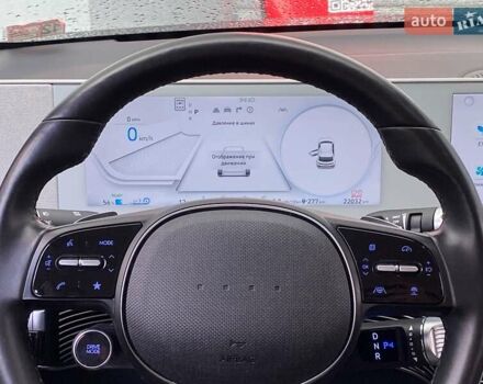 Черный Хендай Ioniq 5, объемом двигателя 0 л и пробегом 22 тыс. км за 28999 $, фото 21 на Automoto.ua