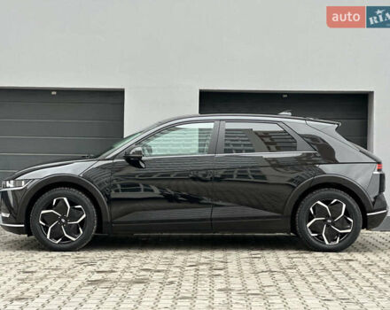 Черный Хендай Ioniq 5, объемом двигателя 0 л и пробегом 156 тыс. км за 22999 $, фото 15 на Automoto.ua
