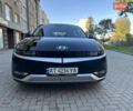 Черный Хендай Ioniq 5, объемом двигателя 0 л и пробегом 58 тыс. км за 23750 $, фото 4 на Automoto.ua
