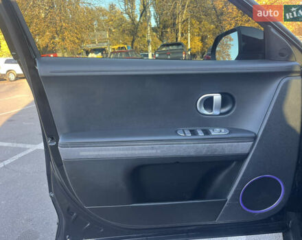 Черный Хендай Ioniq 5, объемом двигателя 0 л и пробегом 45 тыс. км за 24500 $, фото 11 на Automoto.ua