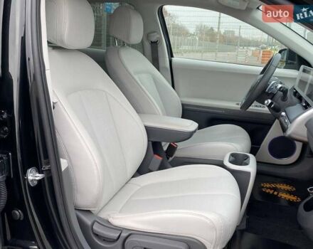 Чорний Хендай Ioniq 5, об'ємом двигуна 0 л та пробігом 34 тис. км за 25990 $, фото 23 на Automoto.ua