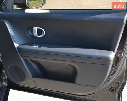 Черный Хендай Ioniq 5, объемом двигателя 0 л и пробегом 54 тыс. км за 23500 $, фото 42 на Automoto.ua