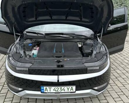 Черный Хендай Ioniq 5, объемом двигателя 0 л и пробегом 70 тыс. км за 23500 $, фото 63 на Automoto.ua