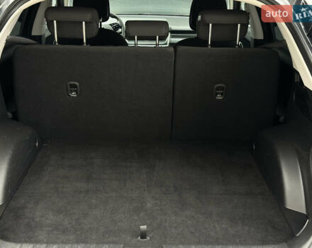 Черный Хендай Ioniq 5, объемом двигателя 0 л и пробегом 156 тыс. км за 22999 $, фото 44 на Automoto.ua