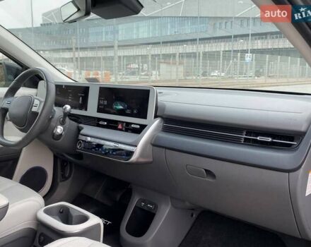 Чорний Хендай Ioniq 5, об'ємом двигуна 0 л та пробігом 34 тис. км за 25990 $, фото 22 на Automoto.ua