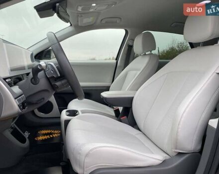 Чорний Хендай Ioniq 5, об'ємом двигуна 0 л та пробігом 34 тис. км за 25990 $, фото 11 на Automoto.ua