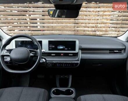 Черный Хендай Ioniq 5, объемом двигателя 0 л и пробегом 56 тыс. км за 25500 $, фото 24 на Automoto.ua