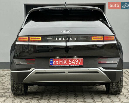 Черный Хендай Ioniq 5, объемом двигателя 0 л и пробегом 156 тыс. км за 22999 $, фото 31 на Automoto.ua