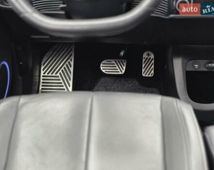 Чорний Хендай Ioniq 5, об'ємом двигуна 0 л та пробігом 91 тис. км за 25900 $, фото 9 на Automoto.ua