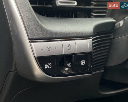 Черный Хендай Ioniq 5, объемом двигателя 0 л и пробегом 54 тыс. км за 28500 $, фото 32 на Automoto.ua