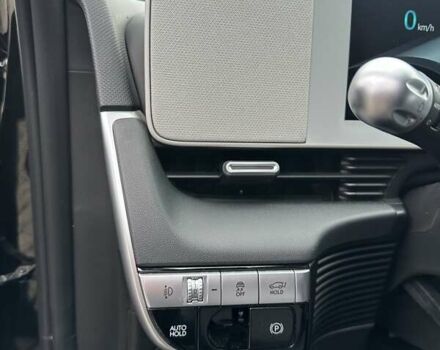 Черный Хендай Ioniq 5, объемом двигателя 0 л и пробегом 70 тыс. км за 23500 $, фото 47 на Automoto.ua