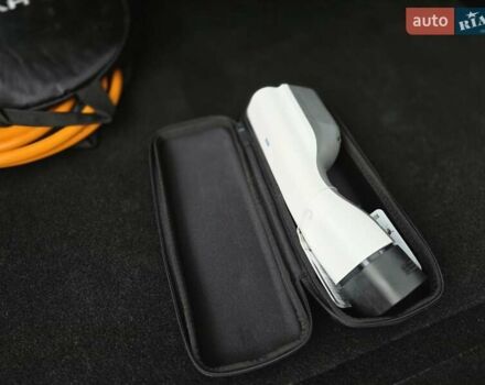 Чорний Хендай Ioniq 5, об'ємом двигуна 0 л та пробігом 91 тис. км за 25900 $, фото 50 на Automoto.ua