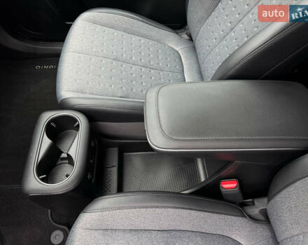 Черный Хендай Ioniq 5, объемом двигателя 0 л и пробегом 113 тыс. км за 24995 $, фото 24 на Automoto.ua