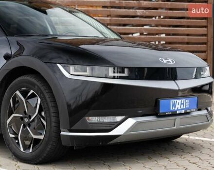 Черный Хендай Ioniq 5, объемом двигателя 0 л и пробегом 56 тыс. км за 25500 $, фото 5 на Automoto.ua