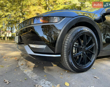 Черный Хендай Ioniq 5, объемом двигателя 0 л и пробегом 33 тыс. км за 25999 $, фото 2 на Automoto.ua