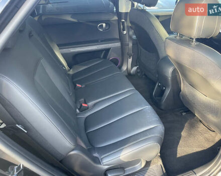 Черный Хендай Ioniq 5, объемом двигателя 0 л и пробегом 14 тыс. км за 27600 $, фото 21 на Automoto.ua