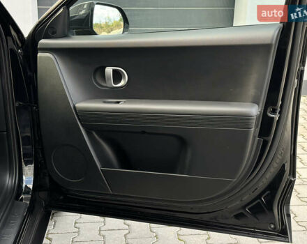 Черный Хендай Ioniq 5, объемом двигателя 0 л и пробегом 156 тыс. км за 22999 $, фото 58 на Automoto.ua