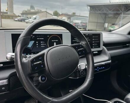 Черный Хендай Ioniq 5, объемом двигателя 0 л и пробегом 70 тыс. км за 23500 $, фото 41 на Automoto.ua