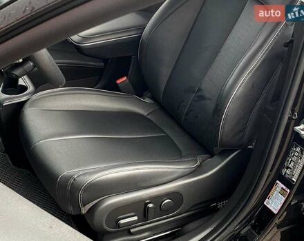 Черный Хендай Ioniq 5, объемом двигателя 0 л и пробегом 22 тыс. км за 28999 $, фото 12 на Automoto.ua