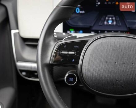 Черный Хендай Ioniq 5, объемом двигателя 0 л и пробегом 56 тыс. км за 25500 $, фото 15 на Automoto.ua