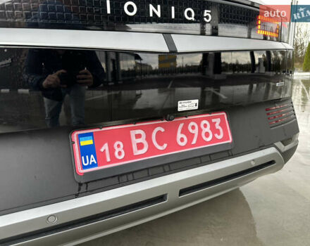 Черный Хендай Ioniq 5, объемом двигателя 0 л и пробегом 2 тыс. км за 26999 $, фото 18 на Automoto.ua