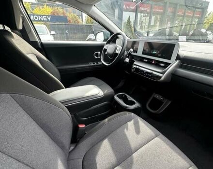 Чорний Хендай Ioniq 5, об'ємом двигуна 0 л та пробігом 36 тис. км за 25800 $, фото 40 на Automoto.ua