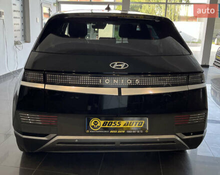 Черный Хендай Ioniq 5, объемом двигателя 0 л и пробегом 15 тыс. км за 28500 $, фото 5 на Automoto.ua