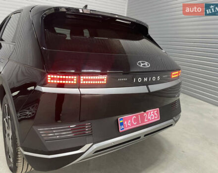 Чорний Хендай Ioniq 5, об'ємом двигуна 0 л та пробігом 75 тис. км за 26900 $, фото 7 на Automoto.ua