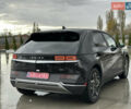 Черный Хендай Ioniq 5, объемом двигателя 0 л и пробегом 2 тыс. км за 26999 $, фото 6 на Automoto.ua