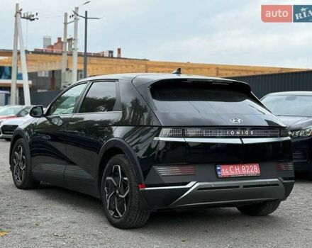 Чорний Хендай Ioniq 5, об'ємом двигуна 0 л та пробігом 7 тис. км за 27500 $, фото 2 на Automoto.ua